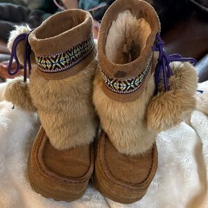 BearPaw Tan Kids Boots with Purple Accents